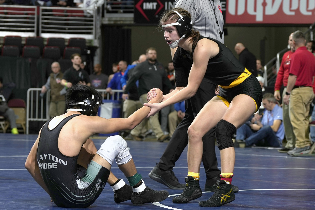Sigourney-Keota’s Reanah Utterback advanced to the IHSAA state individual wrestling tournament quarterfinals at 106 pounds in Class 1A.